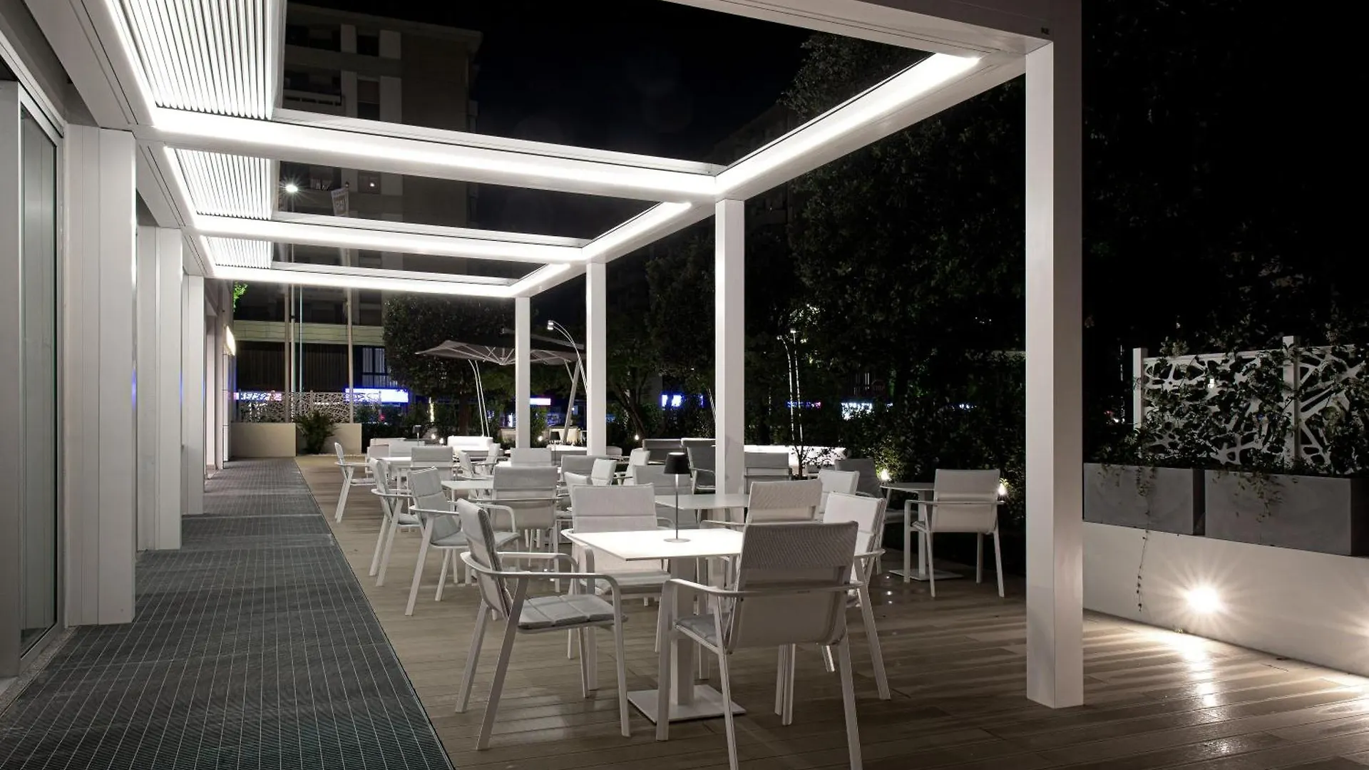 Hotel Raffaello Florencia 4*,  Italia