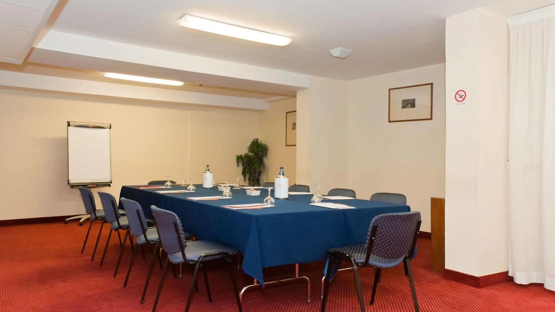 Hotel Raffaello Florence 4*,  Italy