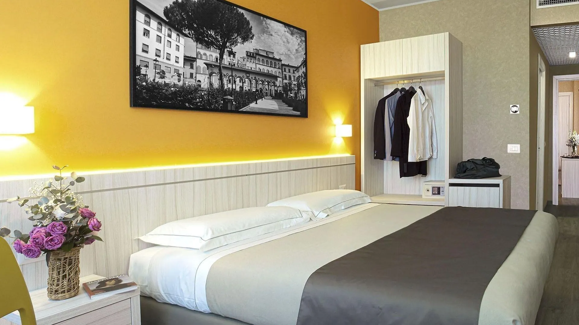 Hotel Raffaello Florence