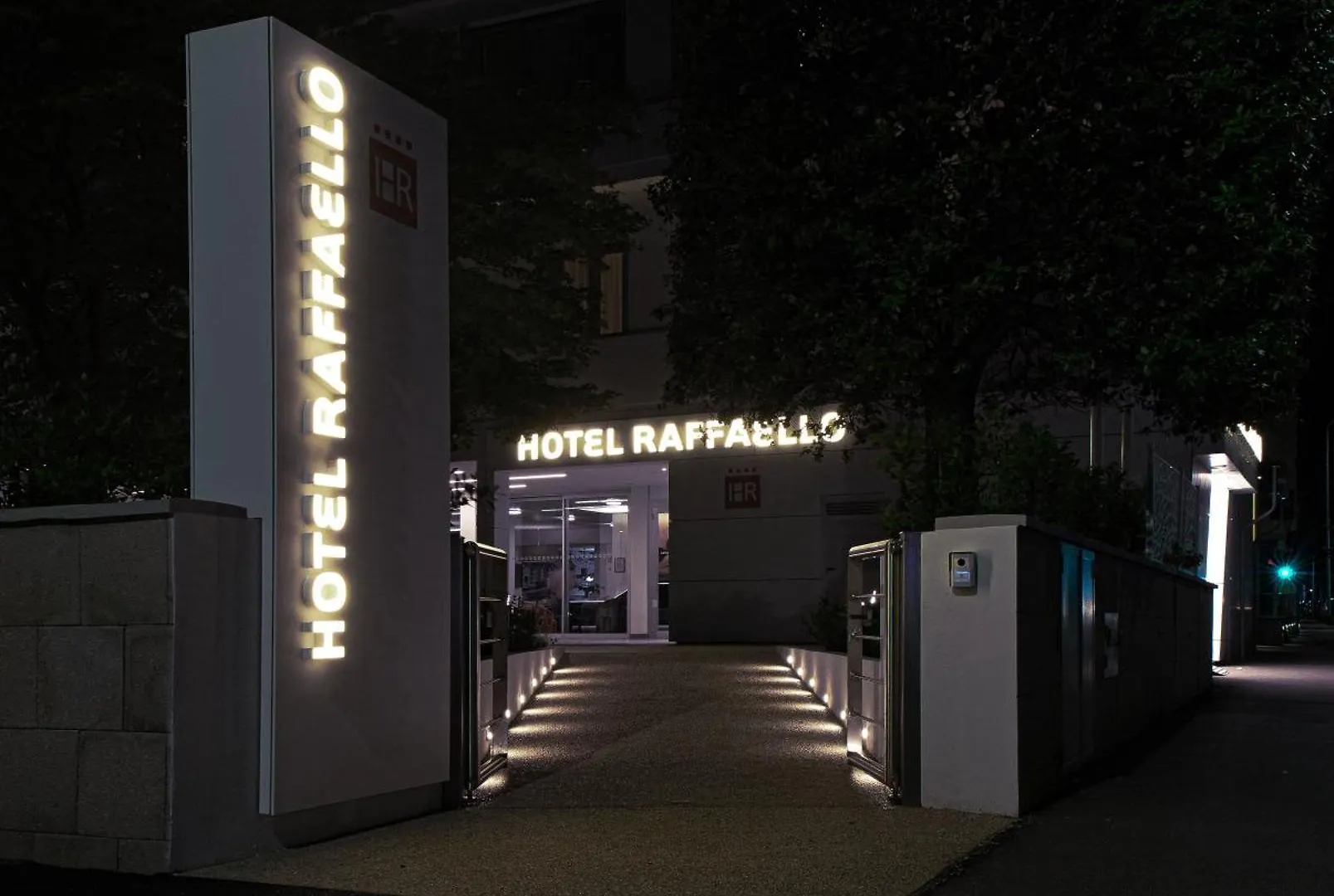 Hotel Raffaello Florence